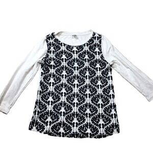 j. crew t shirt women S black white geometric long sleeve round neck